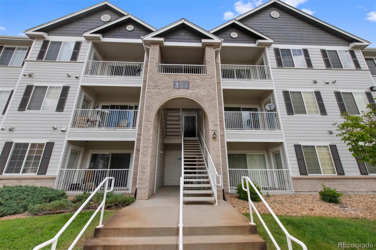 MLS Image #2 for 15700 e jamison drive,englewood, Colorado