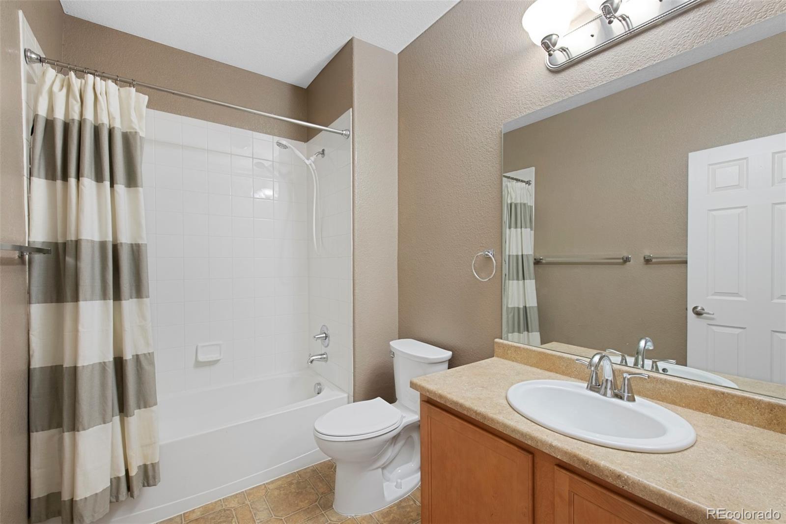 MLS Image #25 for 15700 e jamison drive,englewood, Colorado