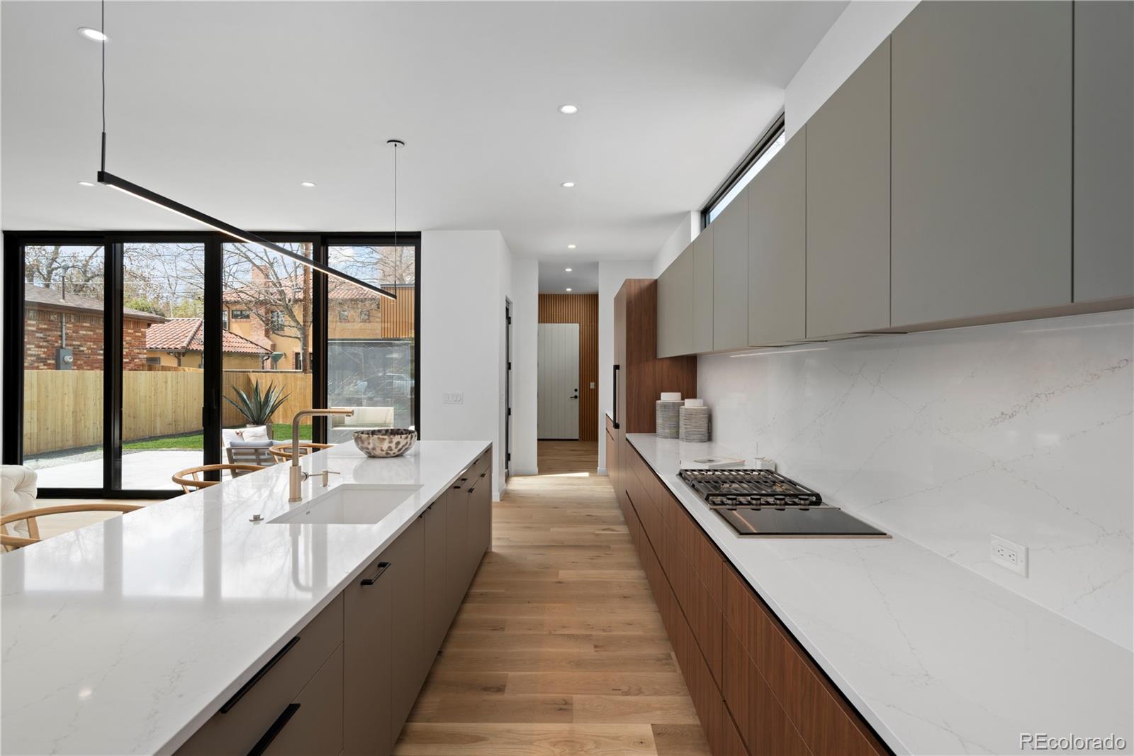 MLS Image #19 for 735 s elizabeth street,denver, Colorado