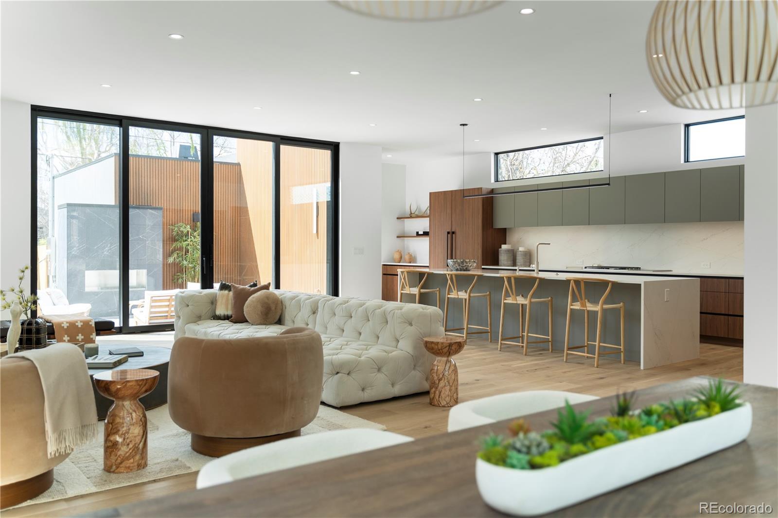 MLS Image #7 for 735 s elizabeth street,denver, Colorado