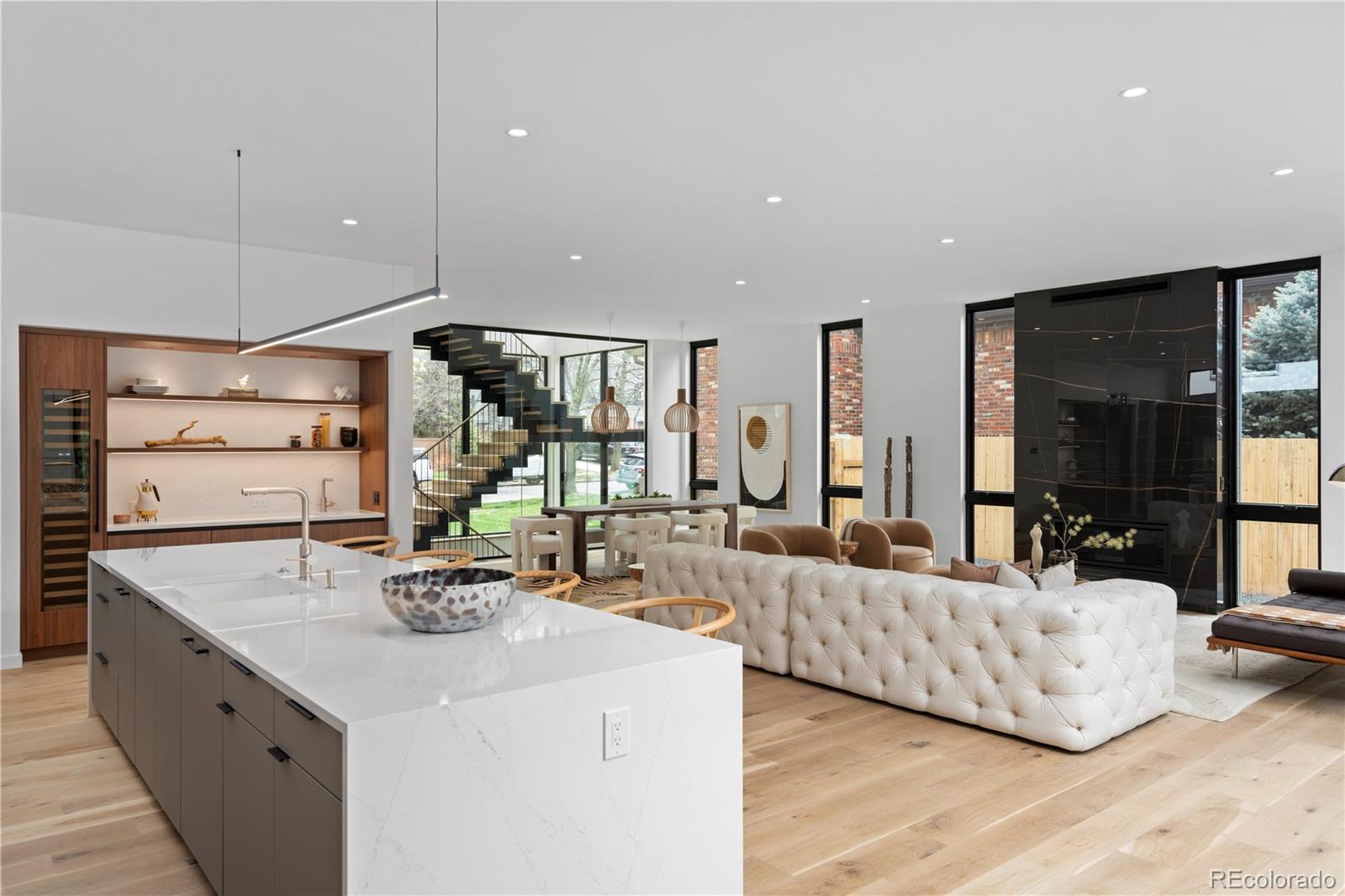 MLS Image #9 for 735 s elizabeth street,denver, Colorado