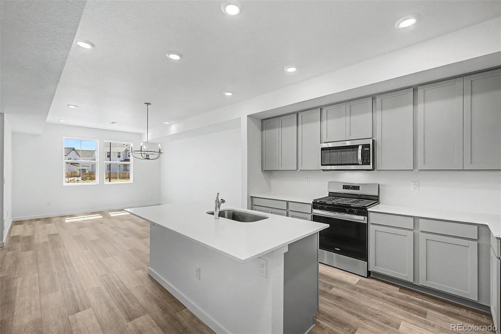 MLS Image #9 for 2897 e 103rd drive,thornton, Colorado