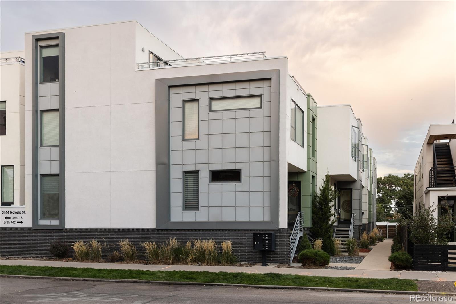 MLS Image #27 for 3444  navajo street 12,denver, Colorado