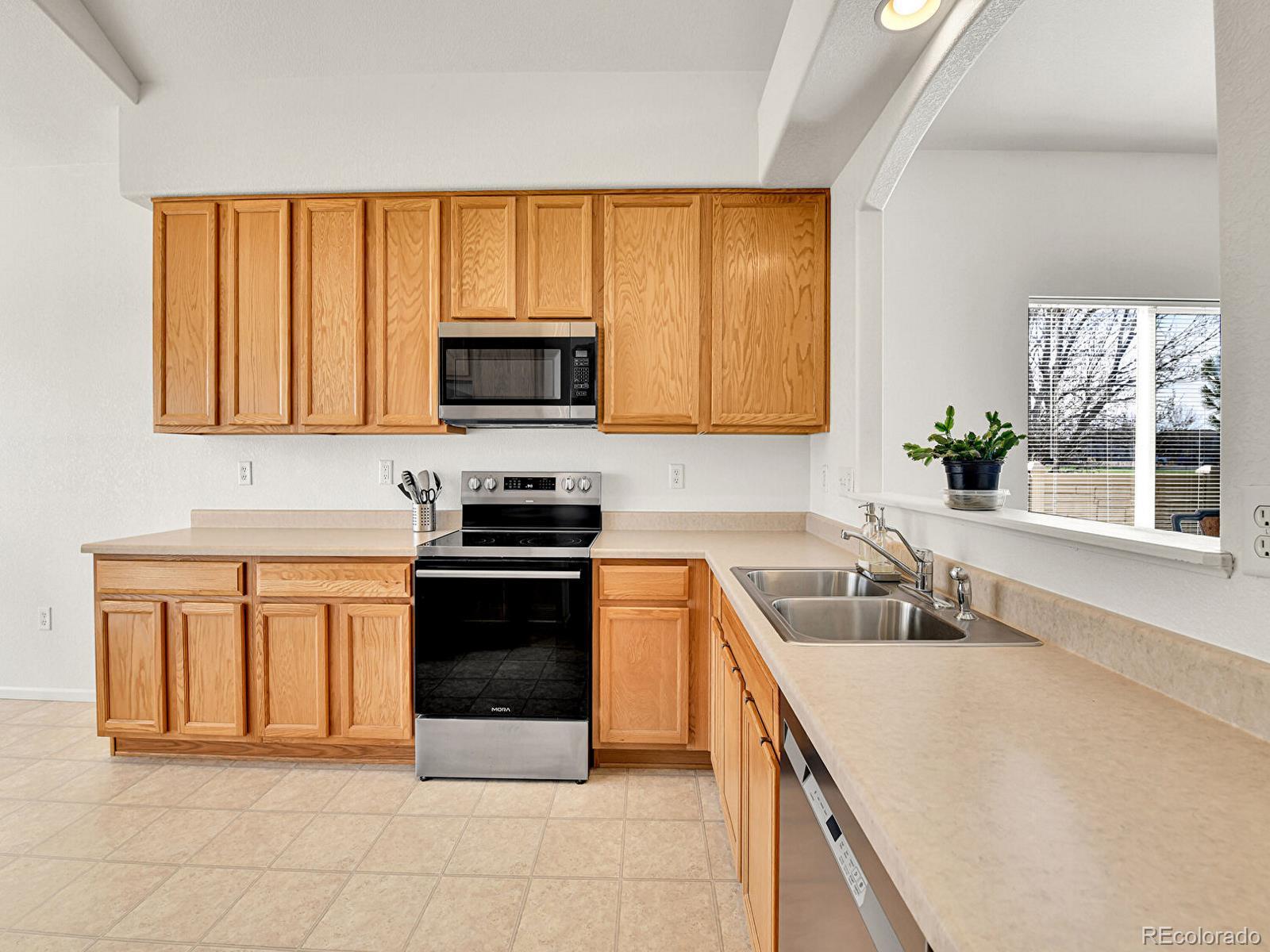 MLS Image #2 for 5341 n rhyolite way,parker, Colorado