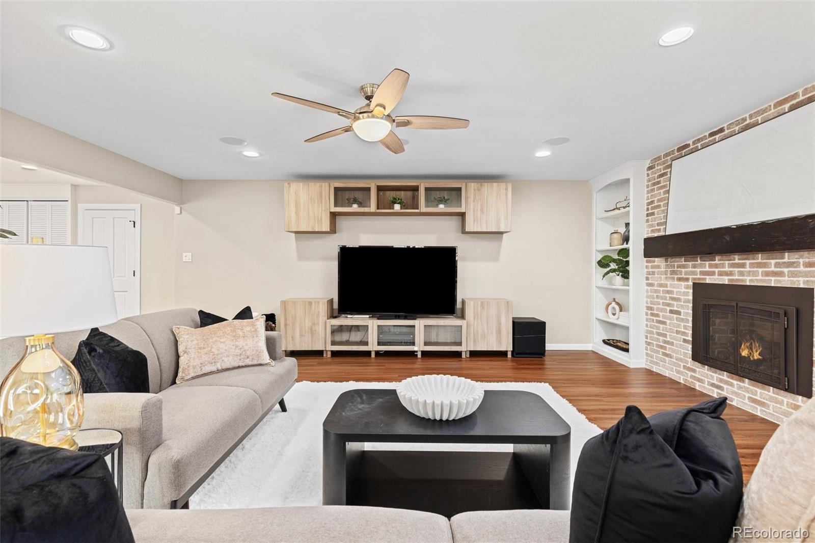 MLS Image #13 for 5440 w hinsdale avenue,littleton, Colorado