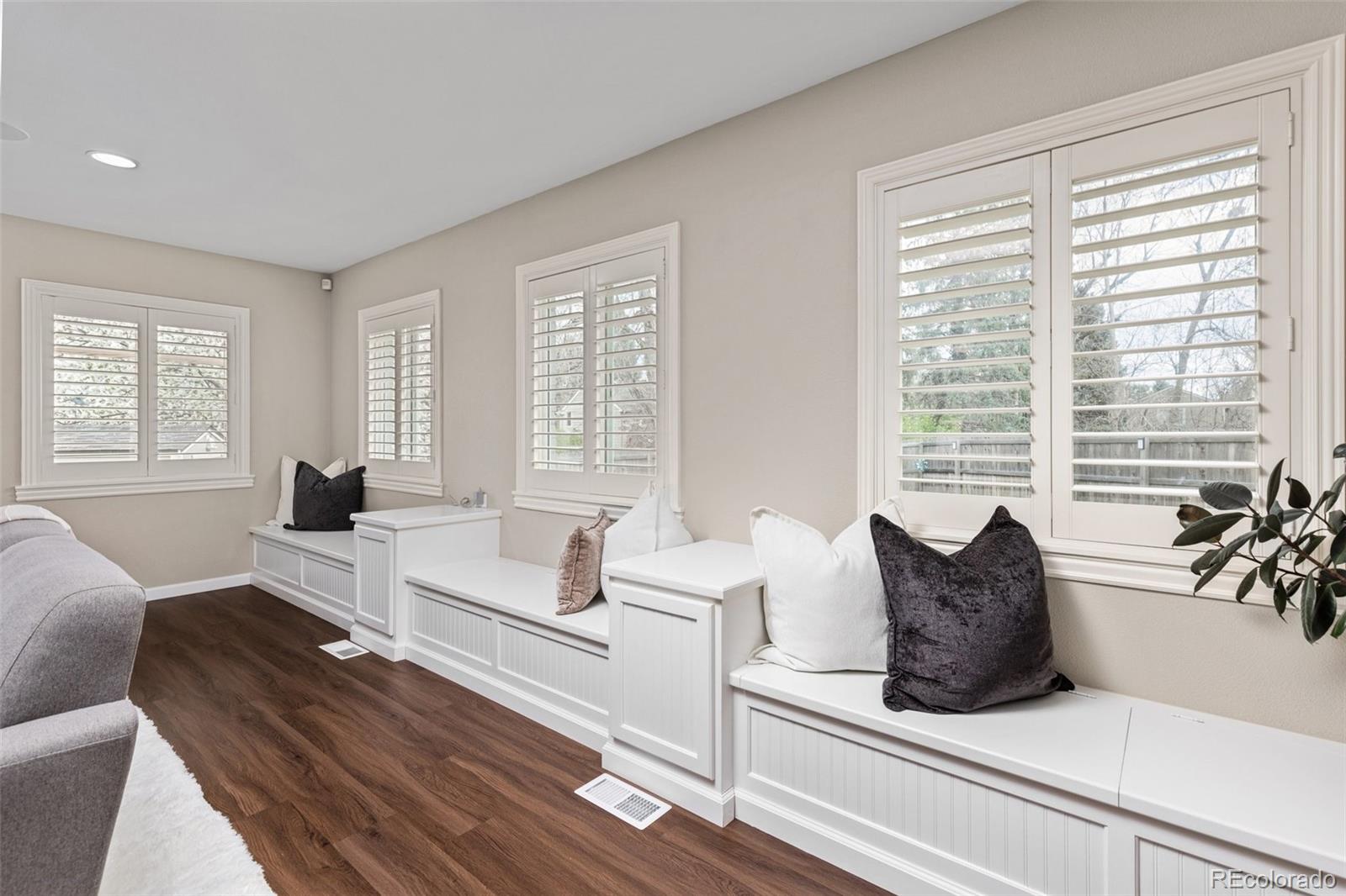 MLS Image #15 for 5440 w hinsdale avenue,littleton, Colorado