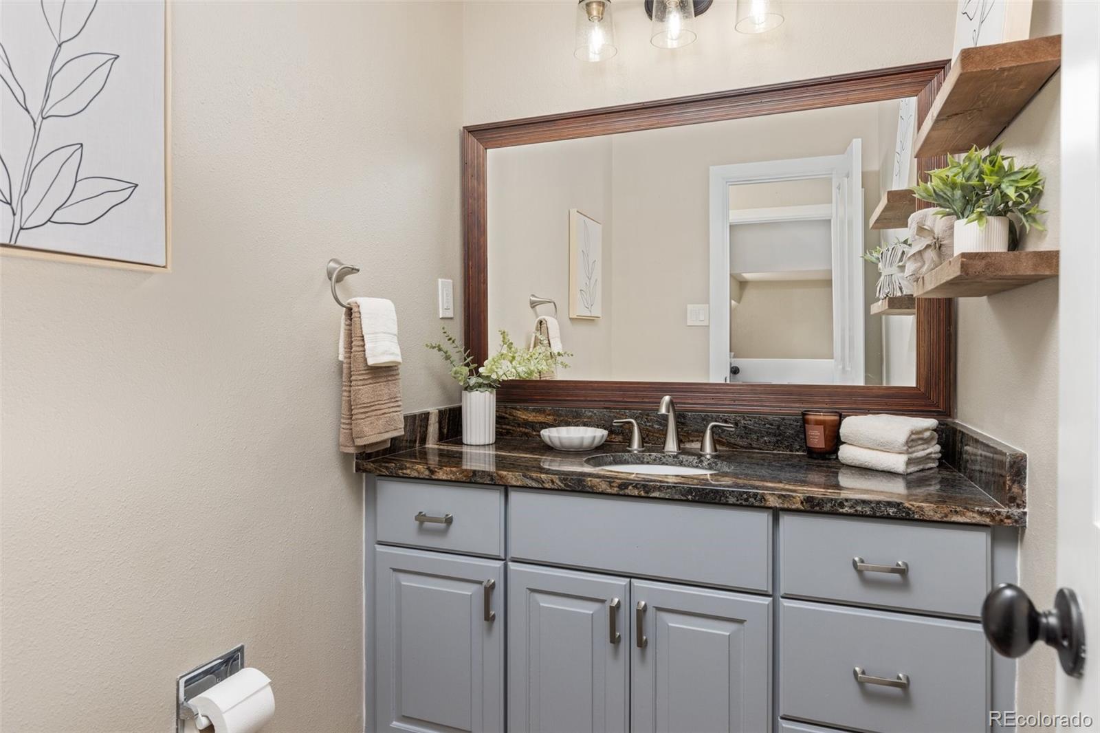 MLS Image #17 for 5440 w hinsdale avenue,littleton, Colorado