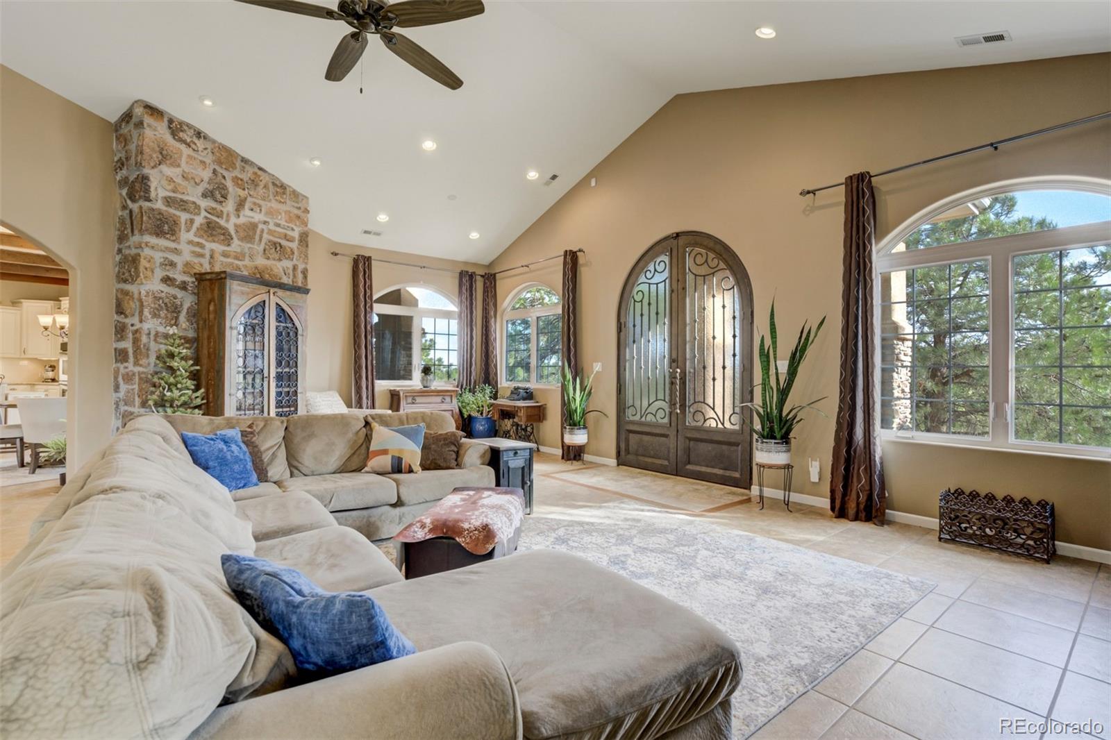 MLS Image #4 for 8320  red spring valley road,colorado springs, Colorado