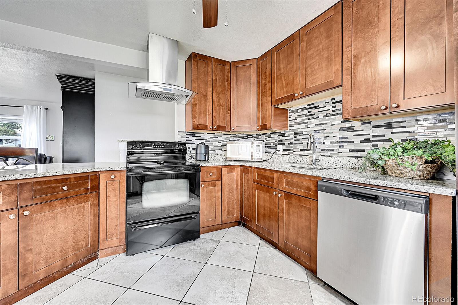 MLS Image #9 for 2850  roosevelt ,thornton, Colorado