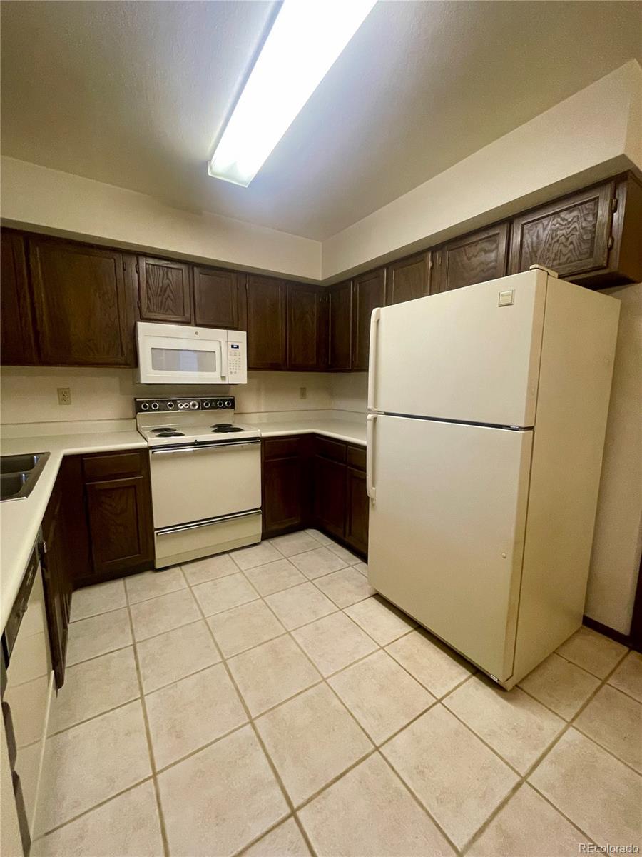 MLS Image #3 for 12973 e cornell avenue,aurora, Colorado
