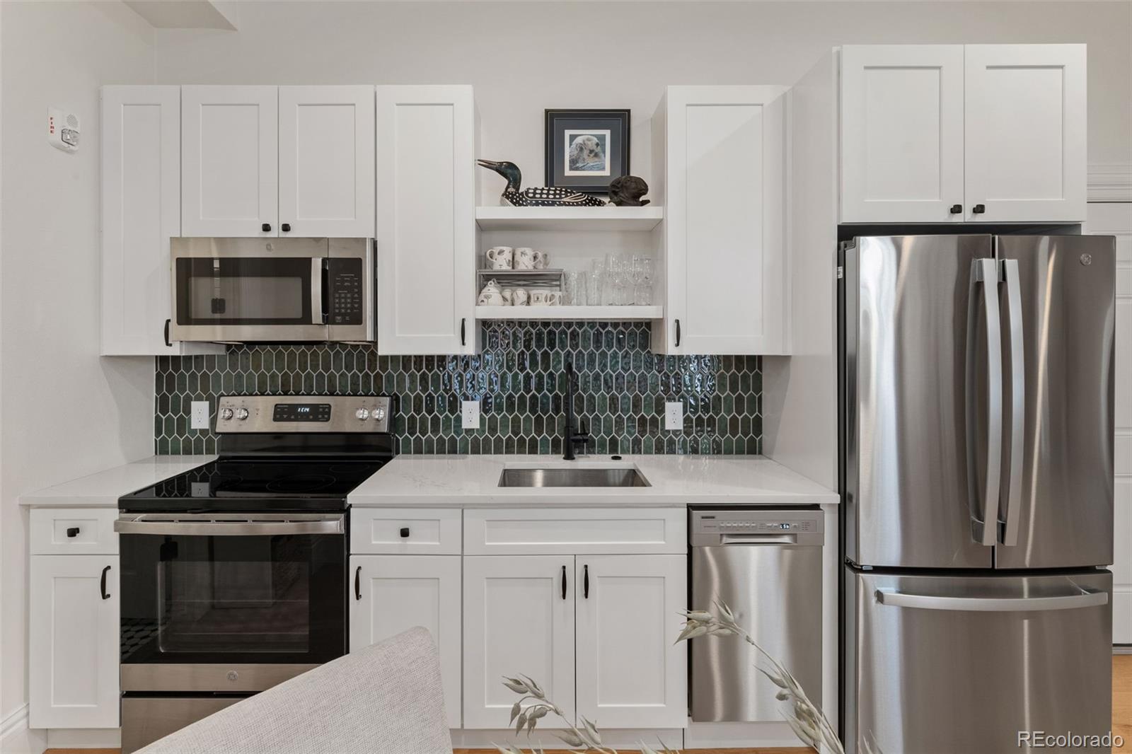 MLS Image #5 for 1763 n williams street,denver, Colorado