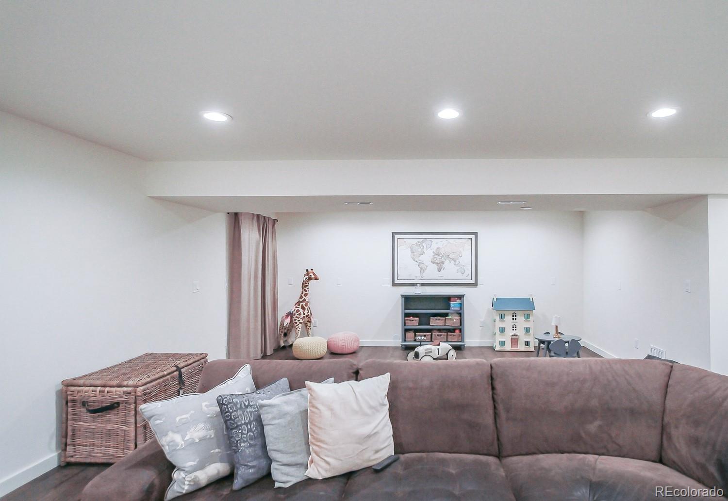 MLS Image #24 for 2320 n lafayette street,denver, Colorado