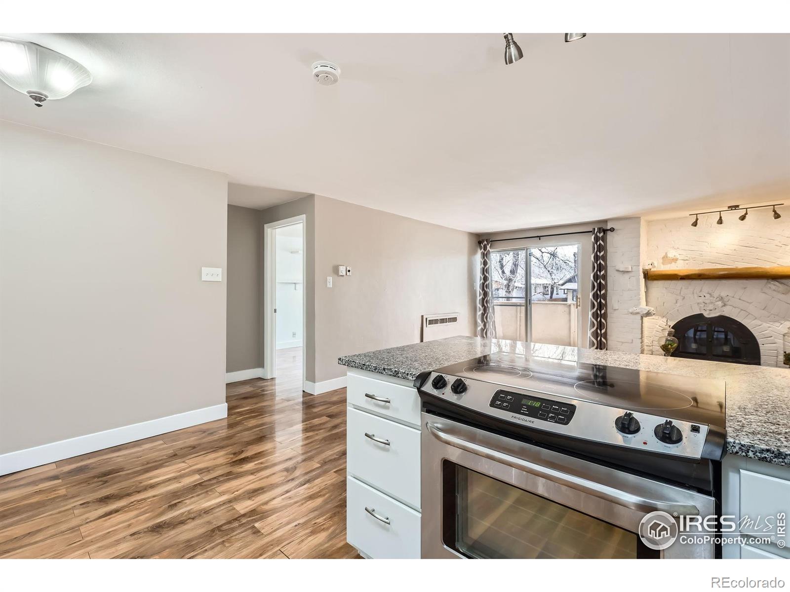 MLS Image #5 for 1366  garfield street,denver, Colorado