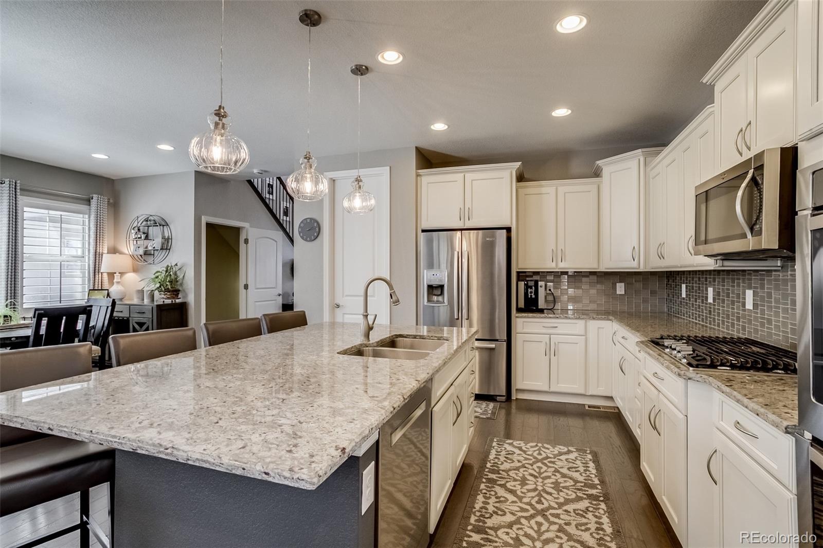 MLS Image #12 for 8444 e 55th place,denver, Colorado