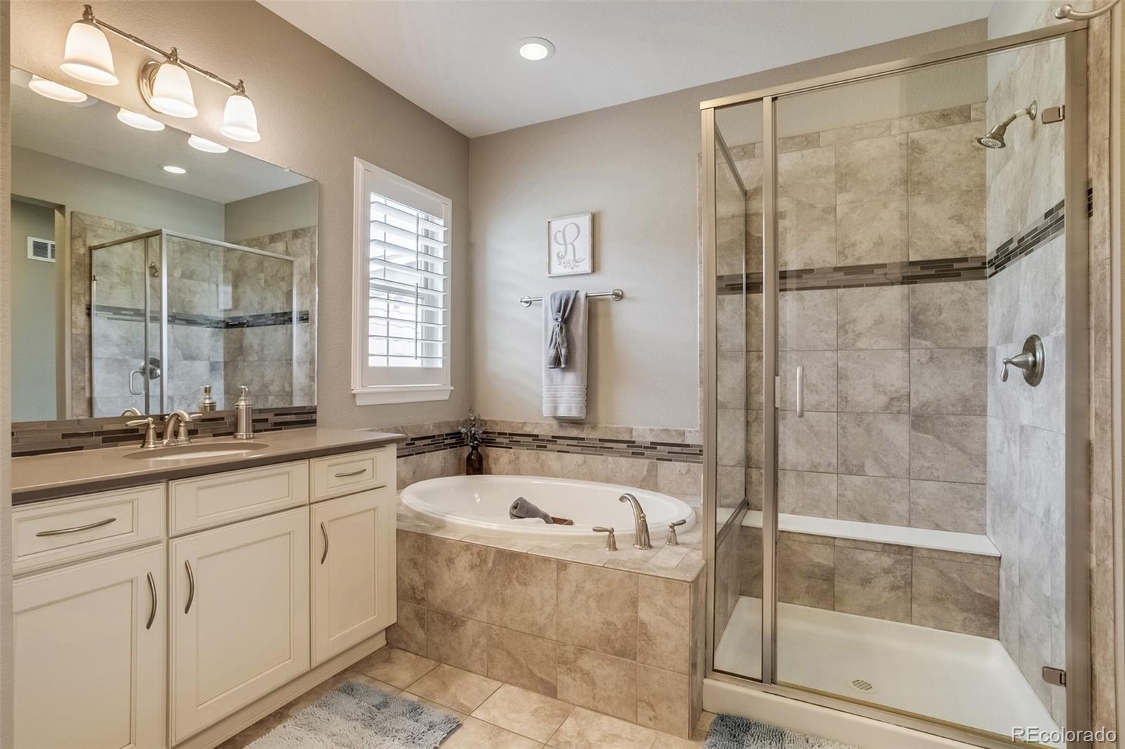 MLS Image #23 for 8444 e 55th place,denver, Colorado