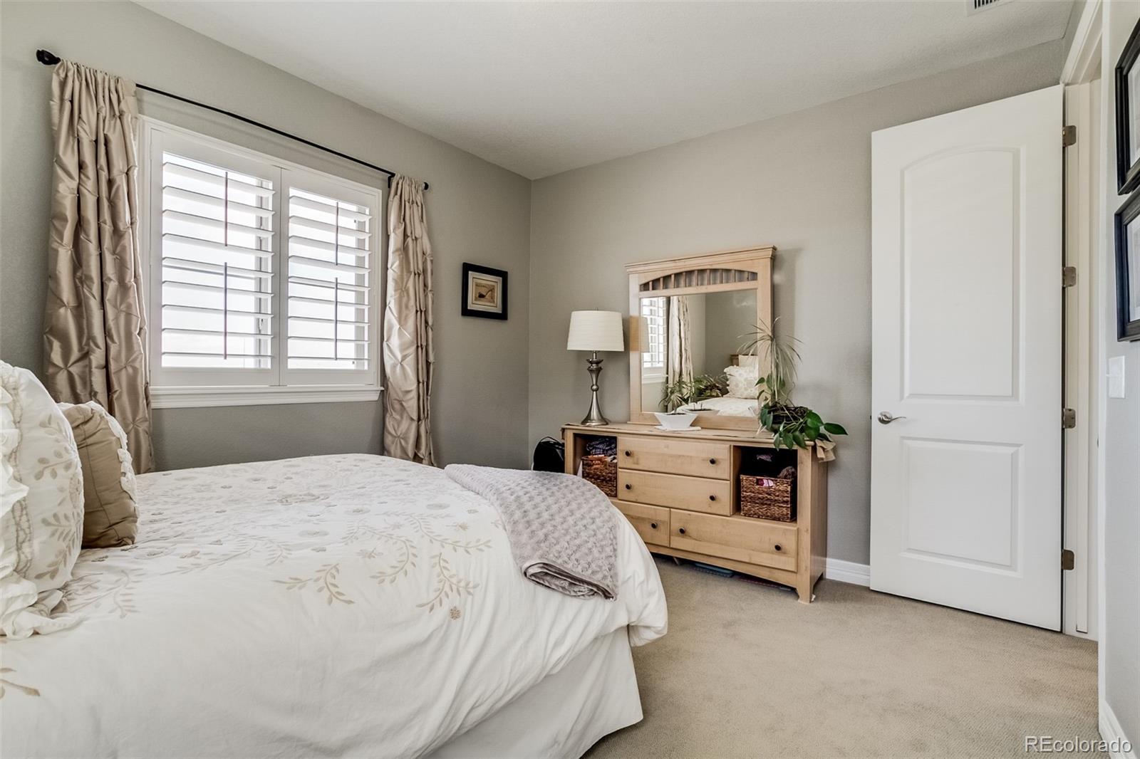 MLS Image #28 for 8444 e 55th place,denver, Colorado
