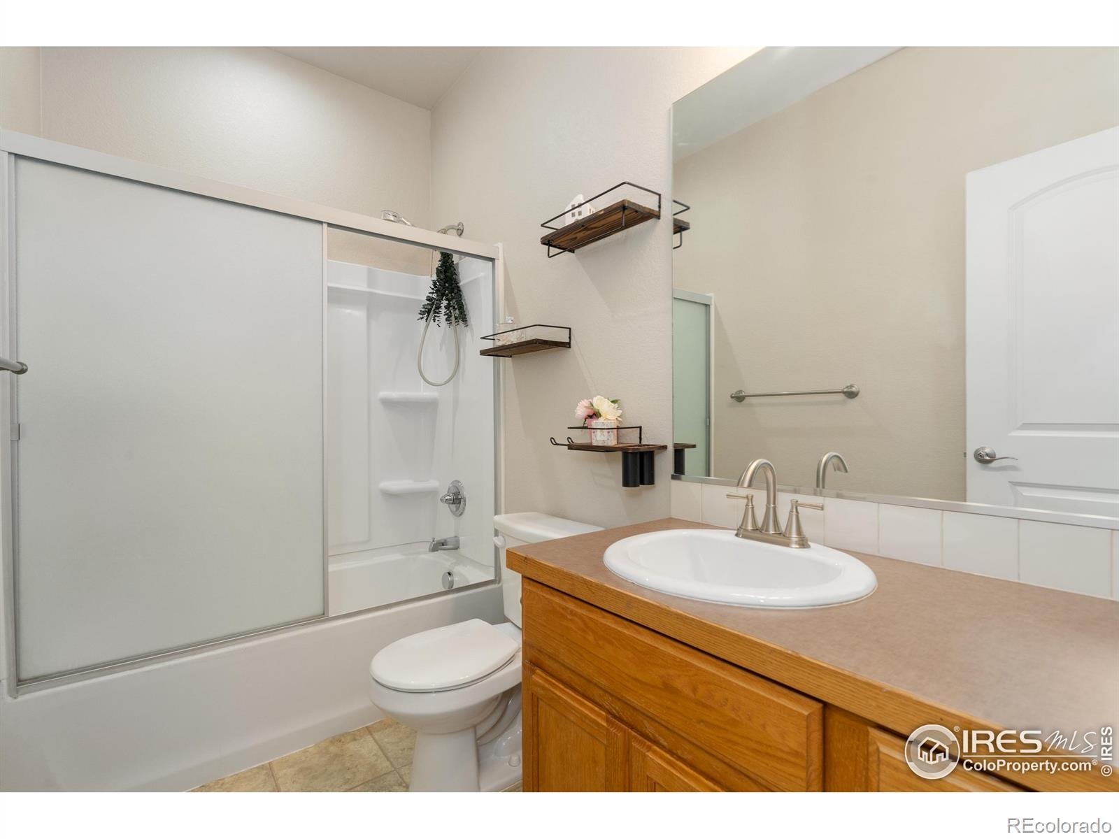 MLS Image #16 for 3306  tupelo lane,johnstown, Colorado