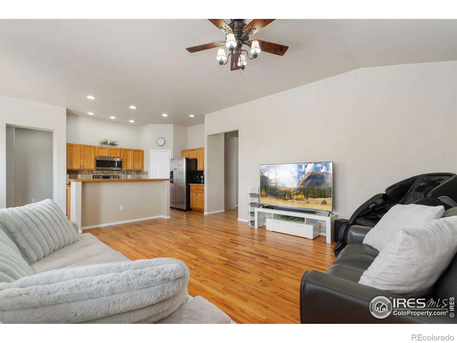 MLS Image #5 for 3306  tupelo lane,johnstown, Colorado