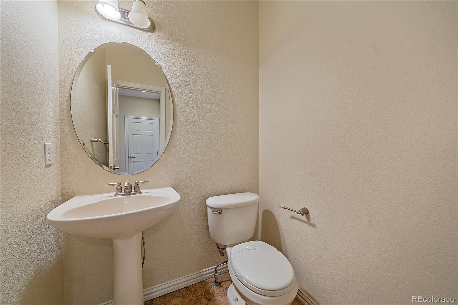 MLS Image #17 for 6393 s richfield street,aurora, Colorado