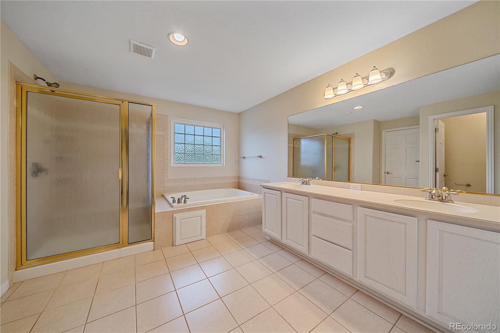 MLS Image #25 for 6393 s richfield street,aurora, Colorado