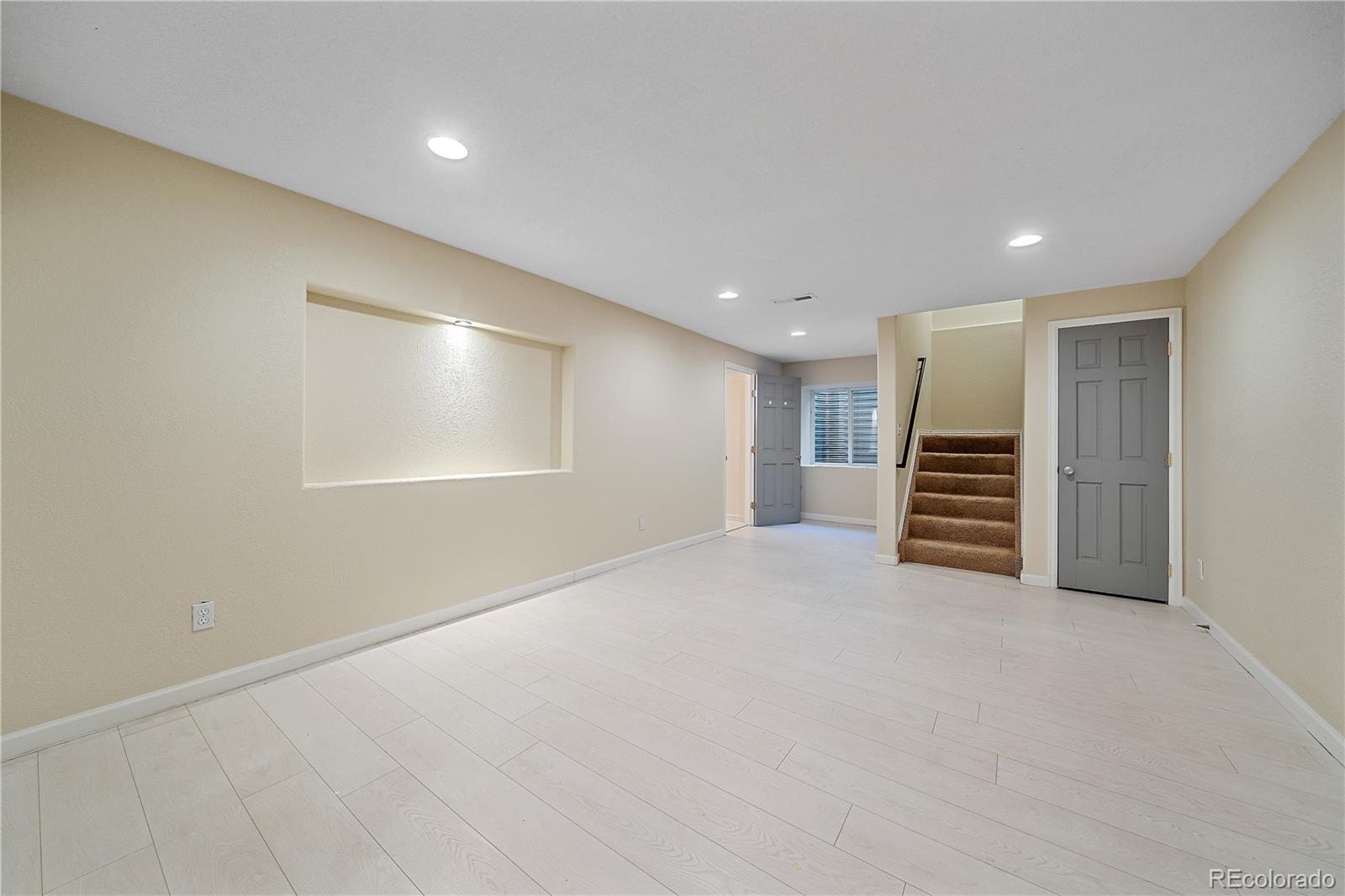 MLS Image #29 for 6393 s richfield street,aurora, Colorado