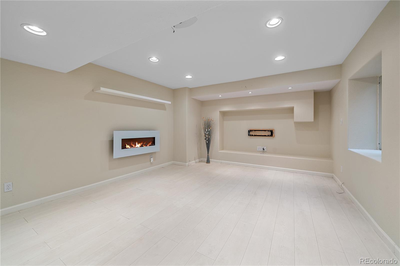MLS Image #30 for 6393 s richfield street,aurora, Colorado