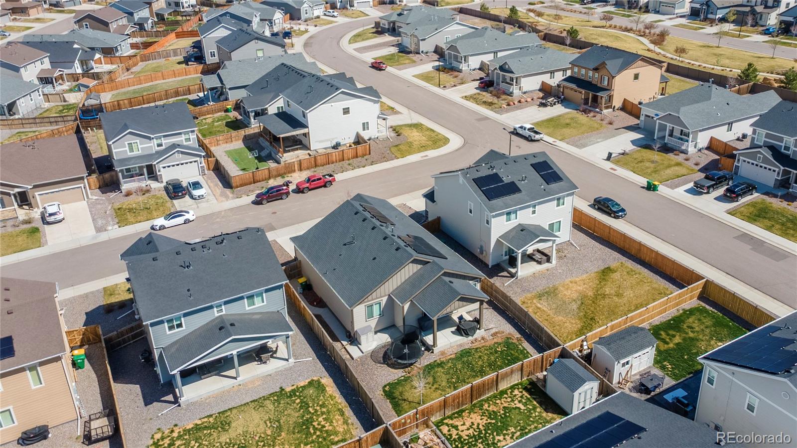 MLS Image #35 for 915 n waterloo court,aurora, Colorado