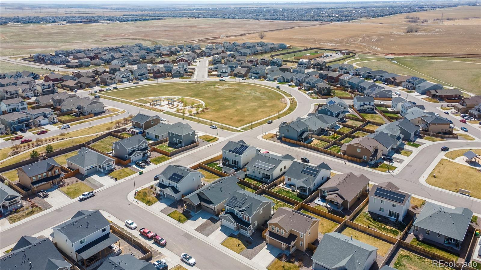 MLS Image #42 for 915 n waterloo court,aurora, Colorado