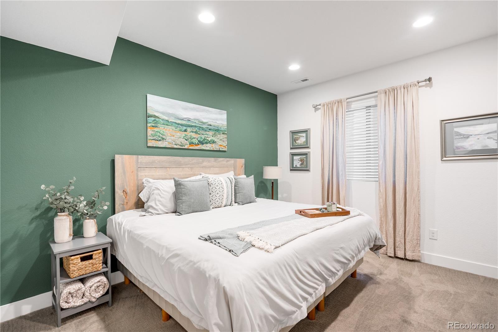 MLS Image #27 for 5260  akron street,denver, Colorado