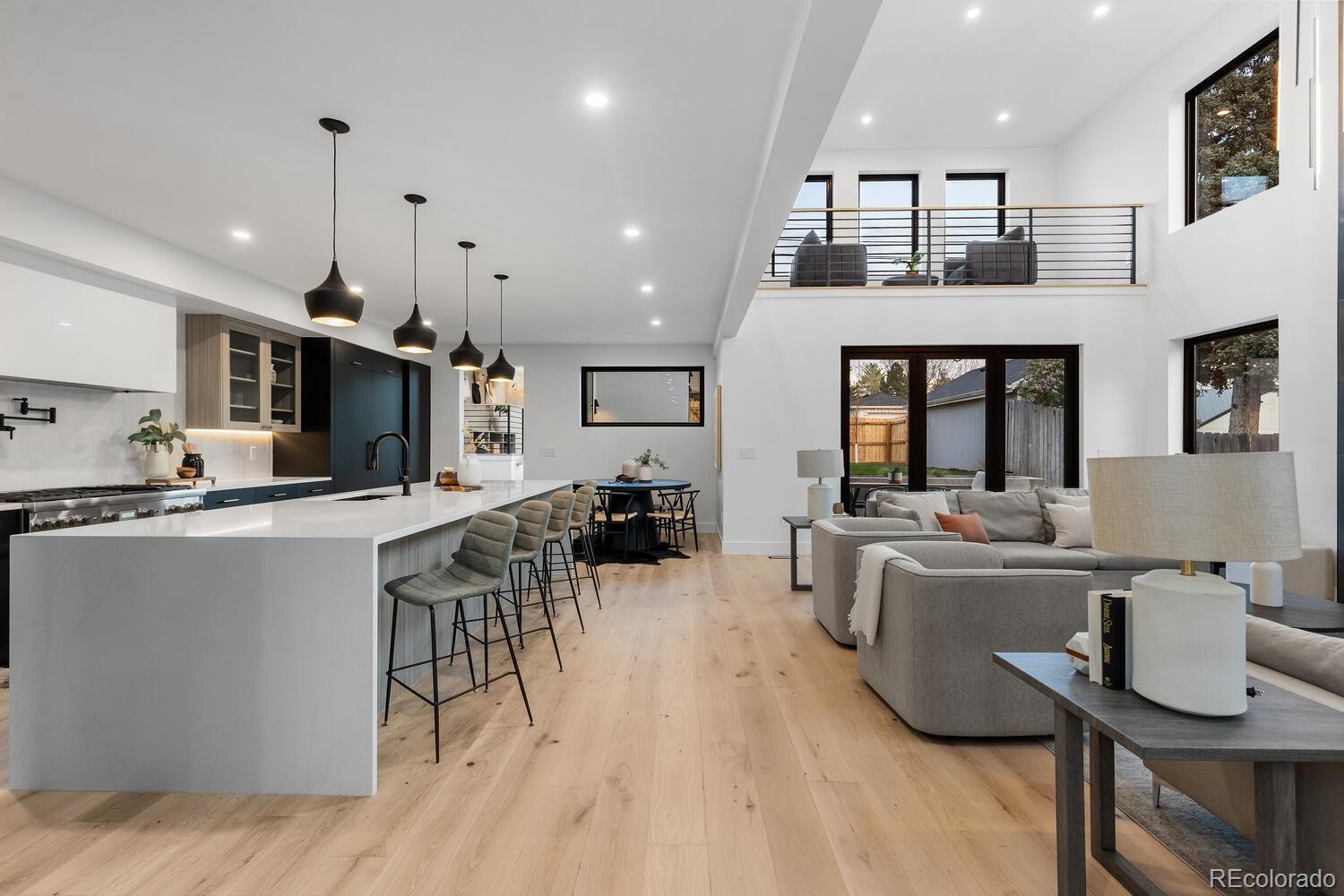 MLS Image #5 for 1544 s fillmore street,denver, Colorado