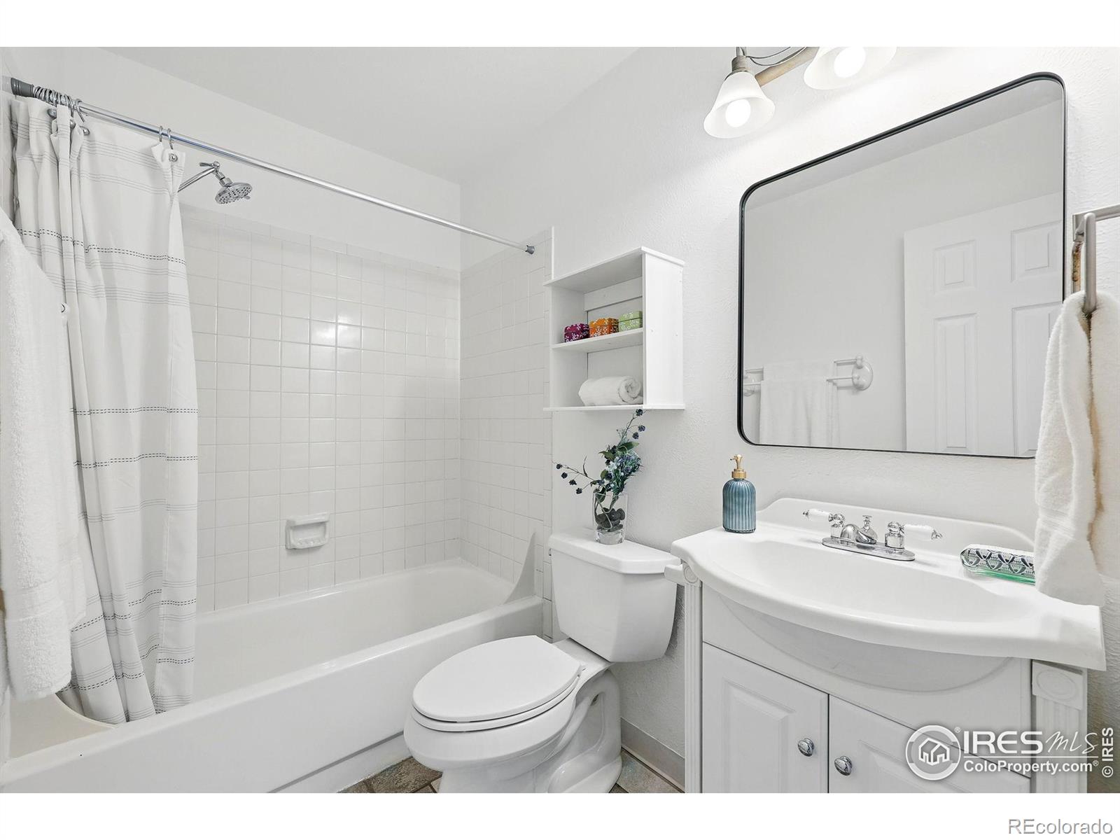 MLS Image #15 for 3770  iris avenue,boulder, Colorado