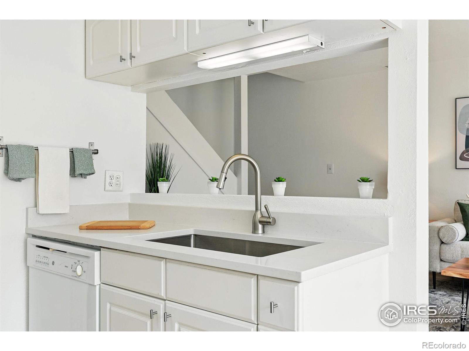 MLS Image #6 for 3770  iris avenue,boulder, Colorado