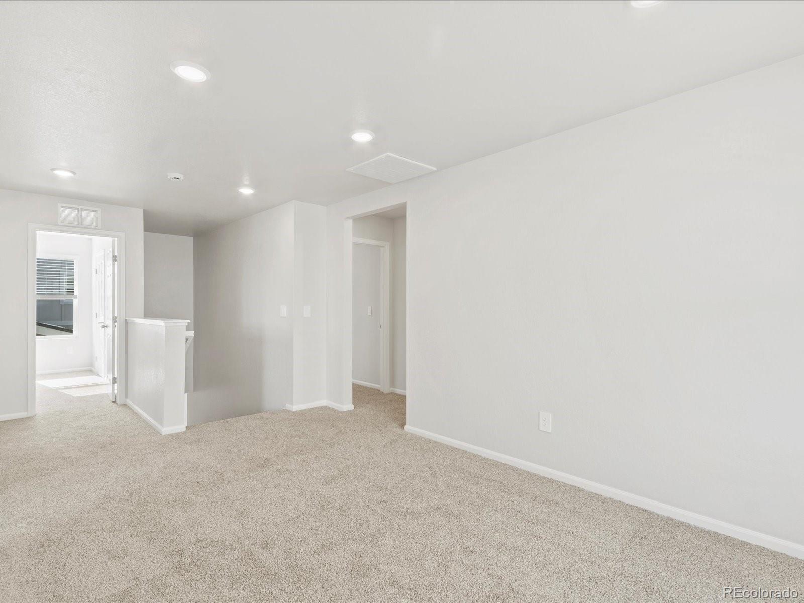 MLS Image #26 for 4691  sunsplash way,johnstown, Colorado