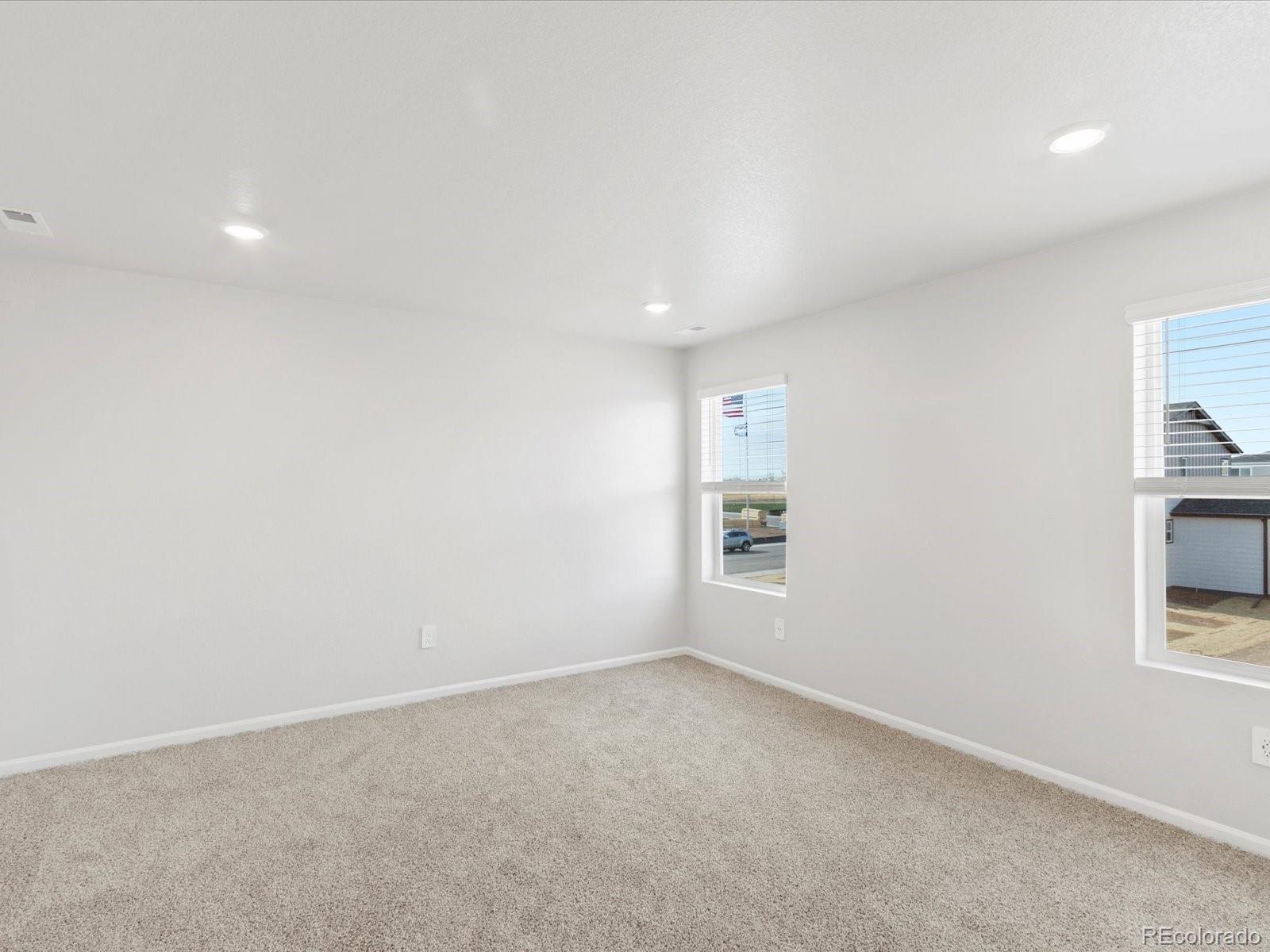 MLS Image #28 for 4691  sunsplash way,johnstown, Colorado