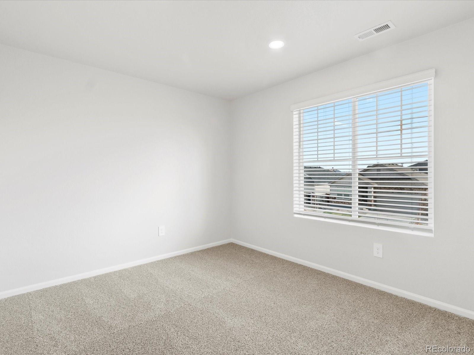 MLS Image #34 for 4691  sunsplash way,johnstown, Colorado