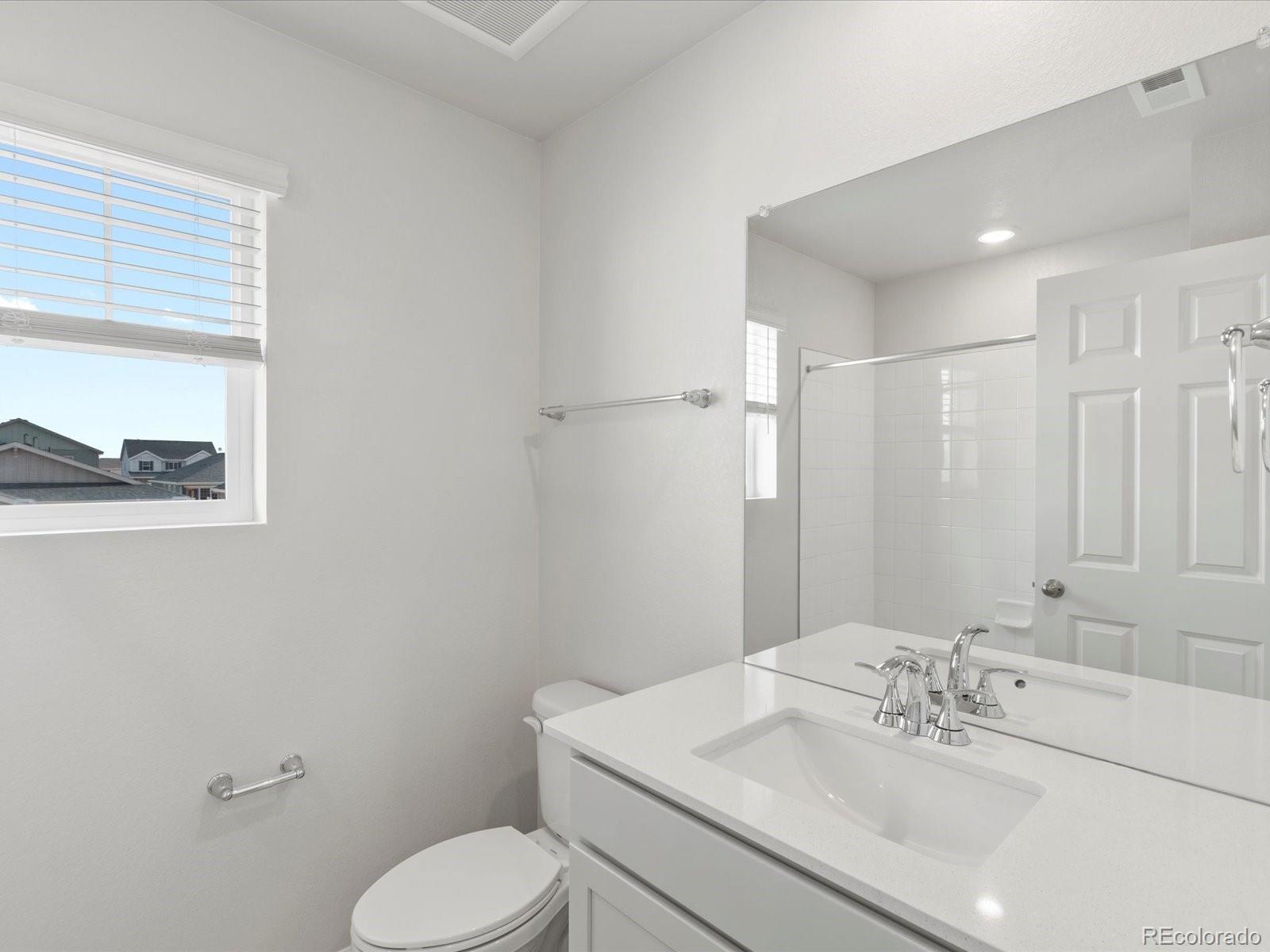 MLS Image #37 for 4691  sunsplash way,johnstown, Colorado