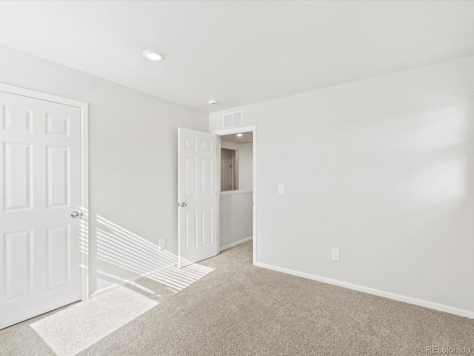 MLS Image #40 for 4691  sunsplash way,johnstown, Colorado