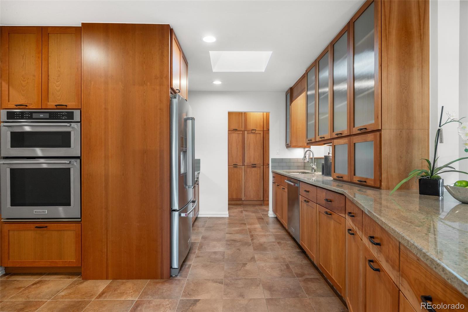 MLS Image #12 for 5471 s sherman street,littleton, Colorado