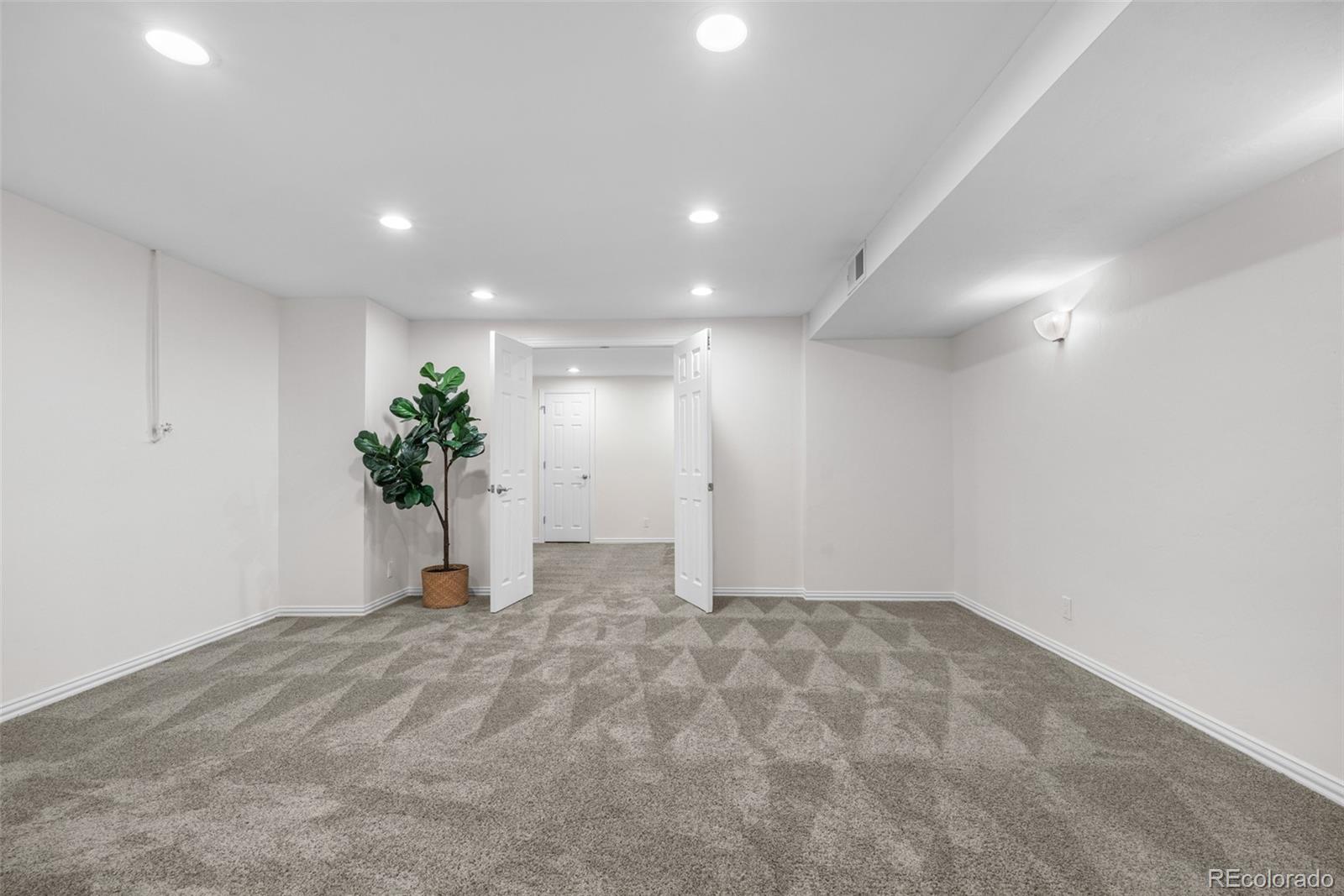 MLS Image #28 for 5471 s sherman street,littleton, Colorado