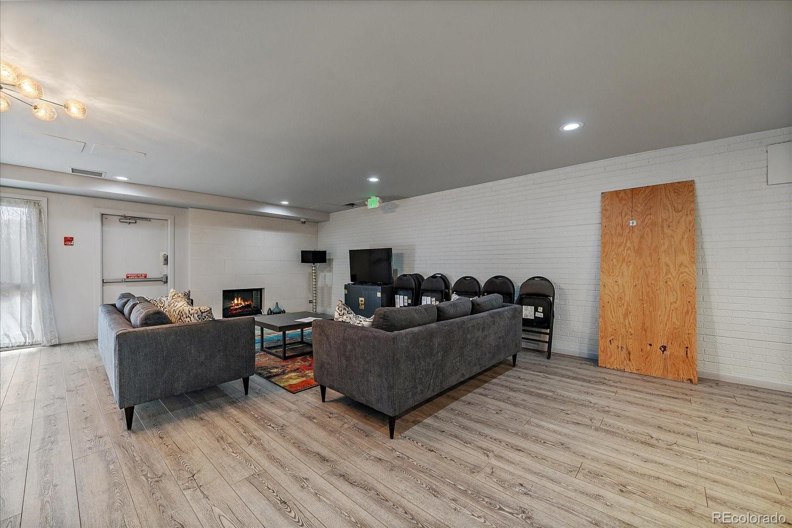 MLS Image #21 for 700 n washington street,denver, Colorado