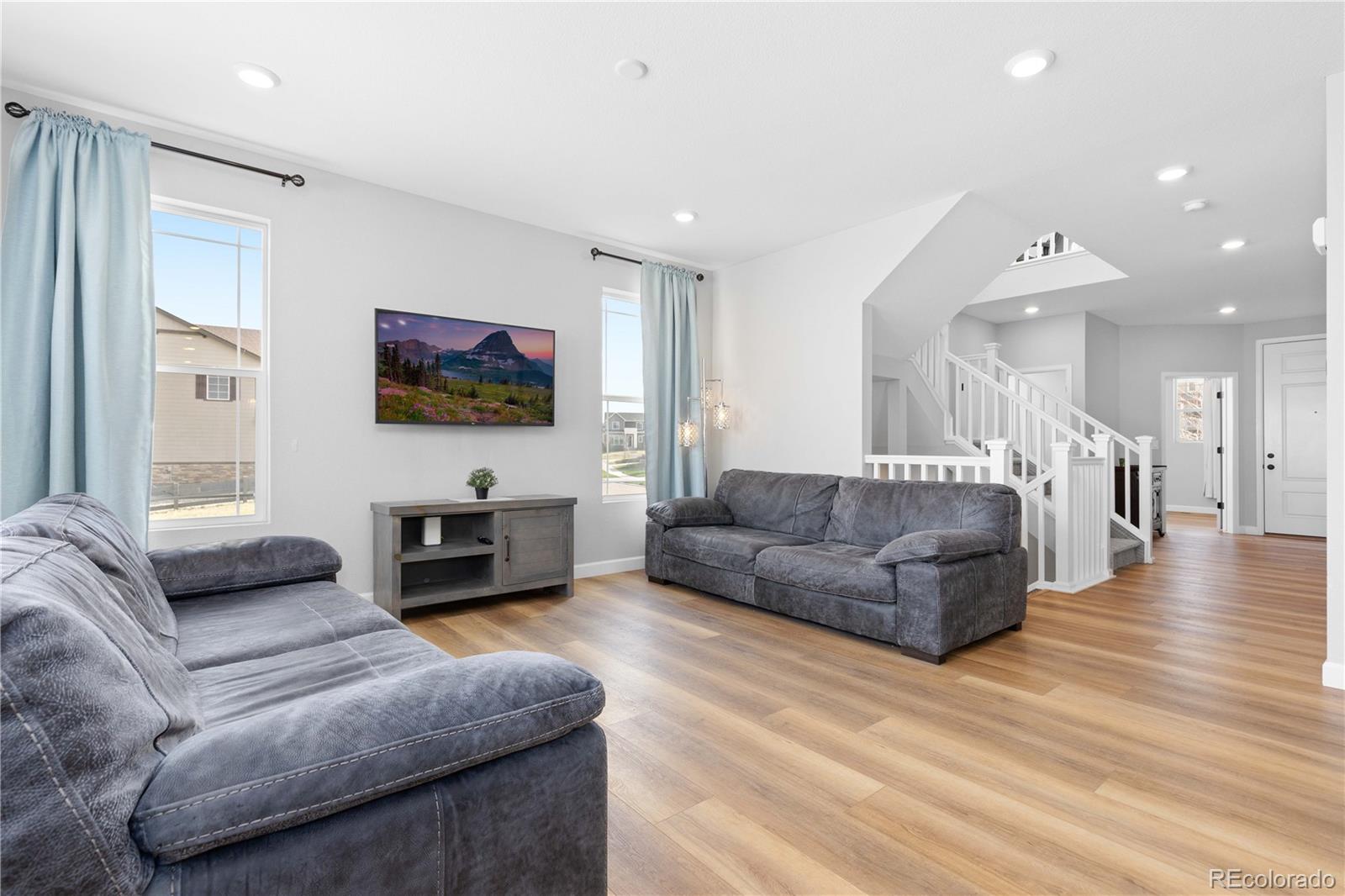 MLS Image #2 for 1679  stable view drive,castle pines, Colorado