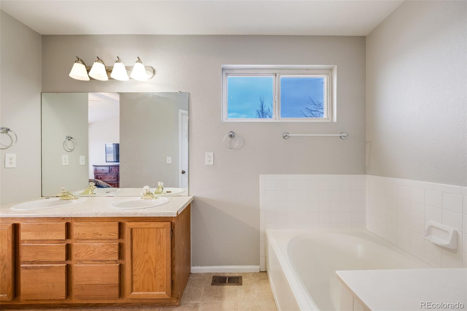 MLS Image #32 for 4821 n silverlace drive,castle rock, Colorado