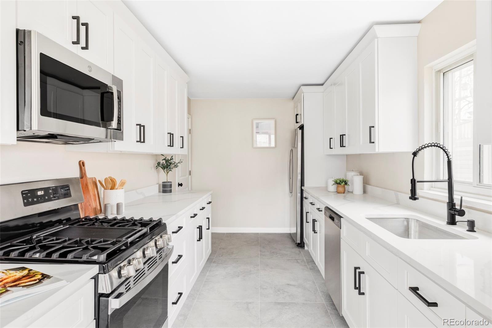 MLS Image #11 for 2340  jamaica street,aurora, Colorado