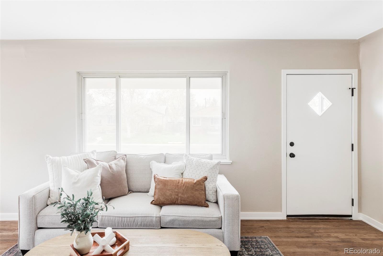 MLS Image #3 for 2340  jamaica street,aurora, Colorado