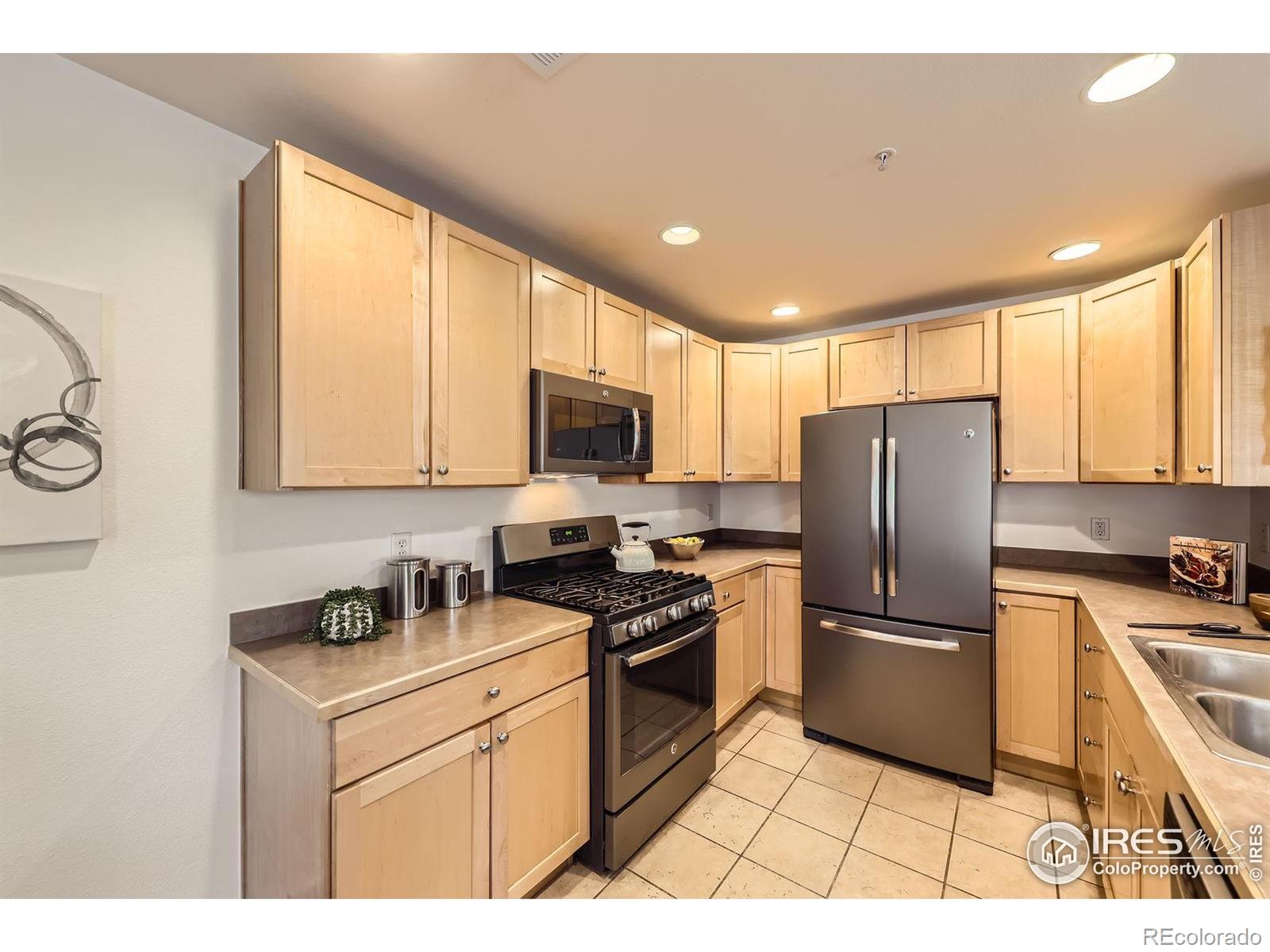 MLS Image #10 for 3215  foundry place,boulder, Colorado