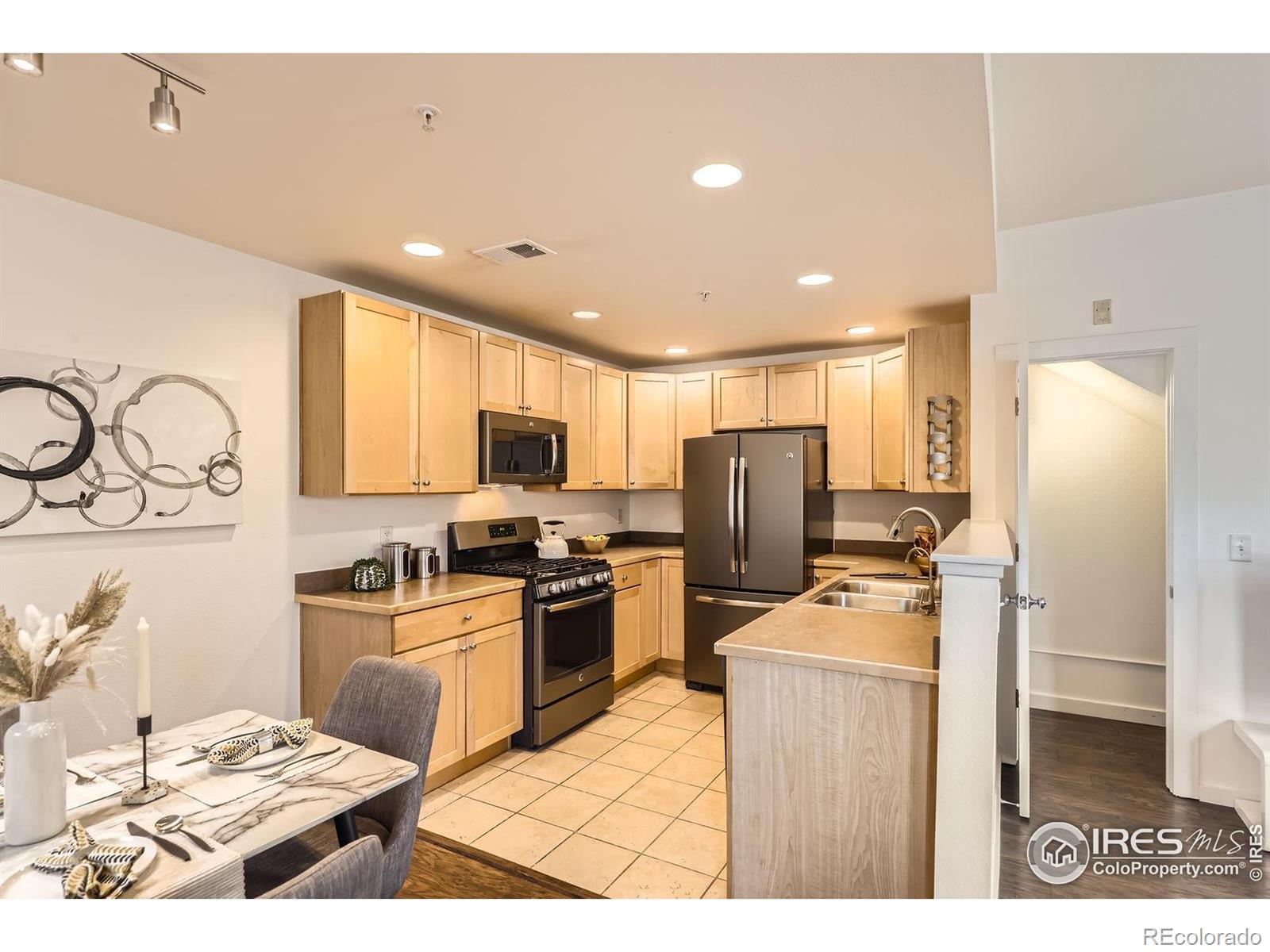 MLS Image #15 for 3215  foundry place,boulder, Colorado