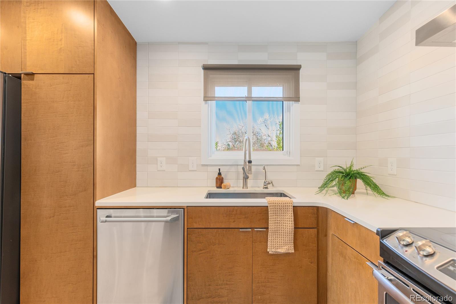 MLS Image #12 for 3035 e maplewood avenue,centennial, Colorado
