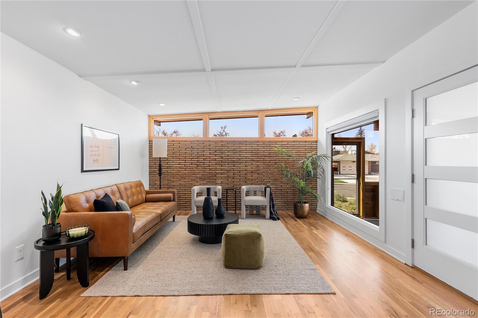 MLS Image #2 for 3035 e maplewood avenue,centennial, Colorado