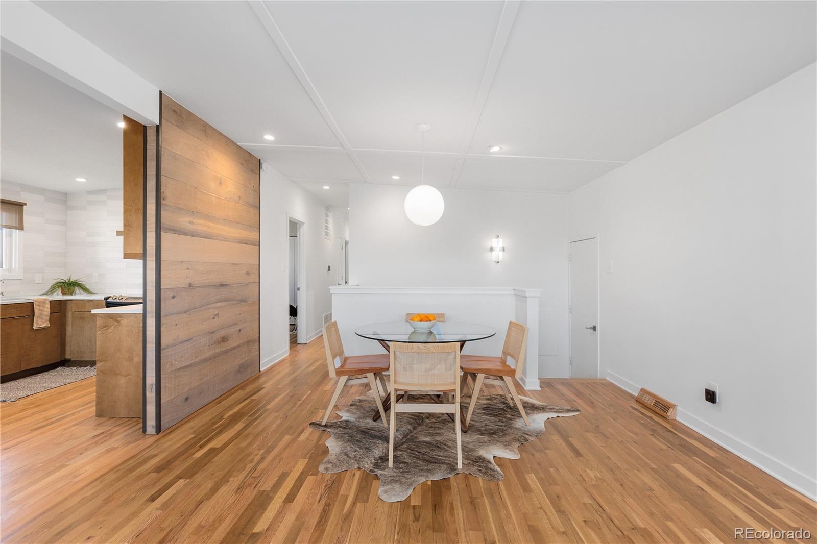 MLS Image #5 for 3035 e maplewood avenue,centennial, Colorado