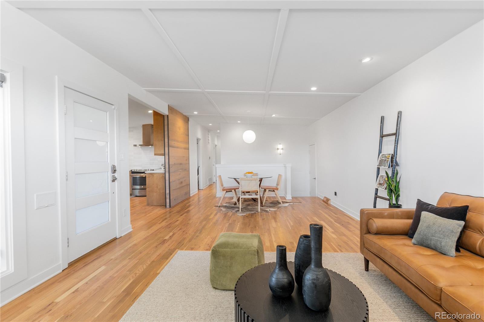MLS Image #7 for 3035 e maplewood avenue,centennial, Colorado